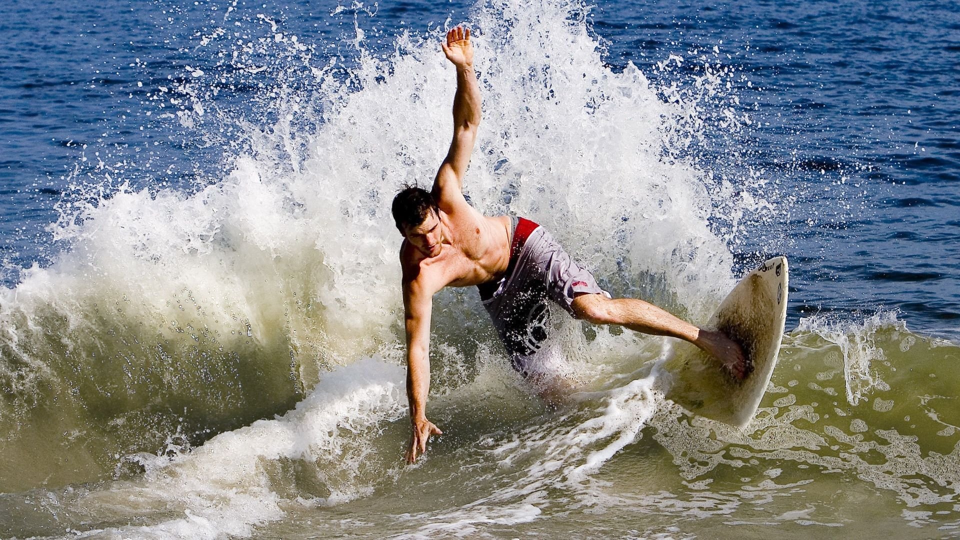 最佳赛车瞬间：车手的高光时刻，最优秀的赛车手