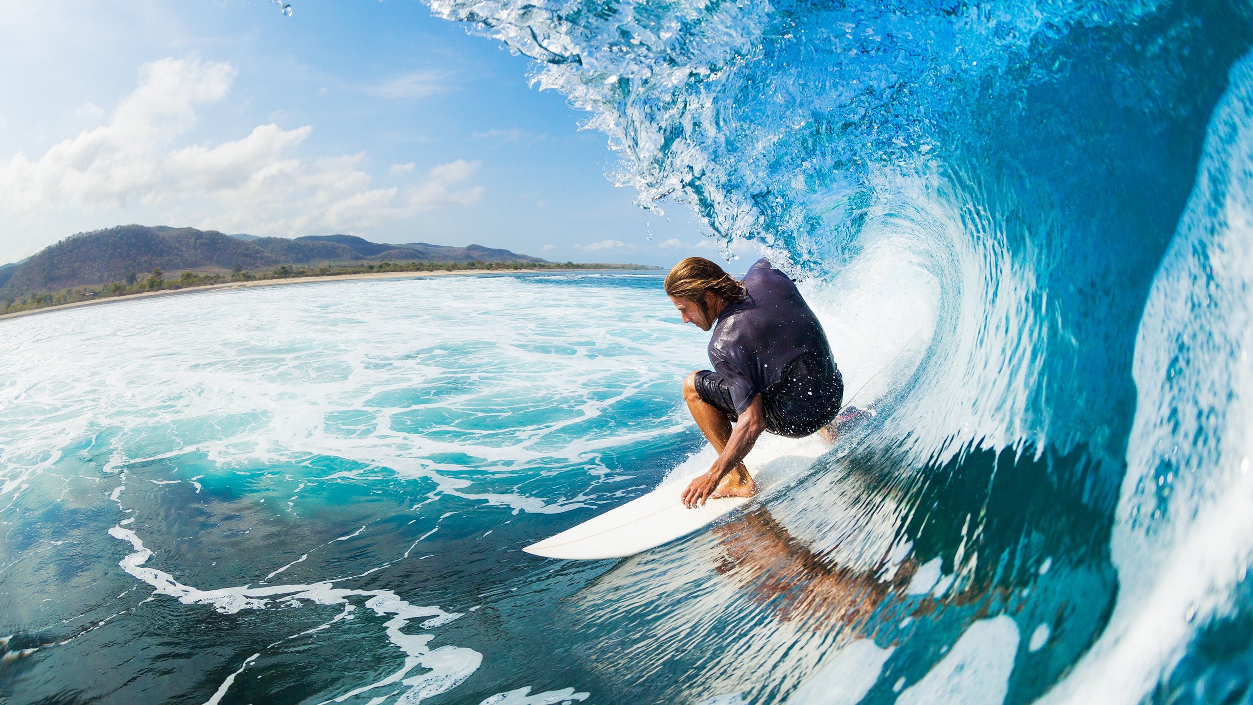 枫叶队进攻配合默契，轻松取胜对手，枫叶团队